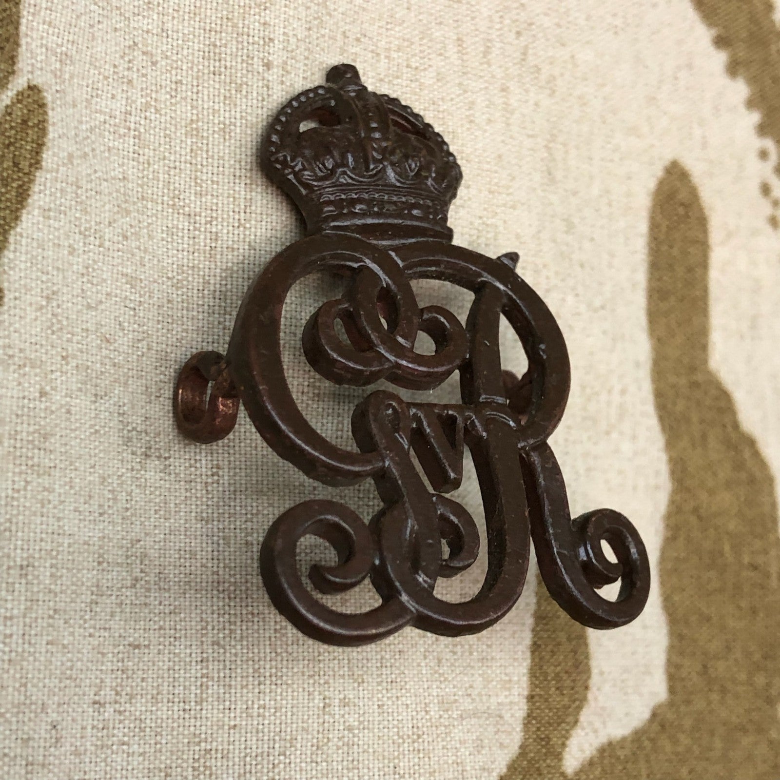 Original WW1 British Army Officers Bronze Norfolk Yeomanry Cap Badge - The Militaria Shop