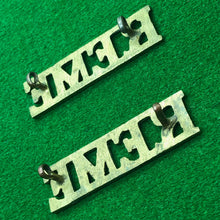 Load image into Gallery viewer, Original WW2 British Army REME Mechanical Engineers Brass Shoulder Titles - The Militaria Shop