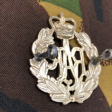Load image into Gallery viewer, Genuine British RAF Royal Air Force Staybrite Cap Badge - The Militaria Shop