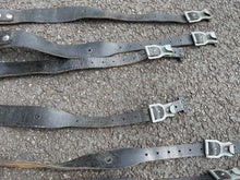 Lade das Bild in den Galerie-Viewer, Original German Army Leather Equipment Y-Straps - The Militaria Shop