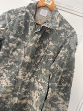 Charger l'image dans la galerie, Surplus US Army ACU Combat Uniform Jacket-Xsmall-XLarge - The Militaria Shop