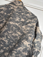 Load image into Gallery viewer, Surplus US Army ACU Combat Uniform Jacket-Medium Regular - The Militaria Shop