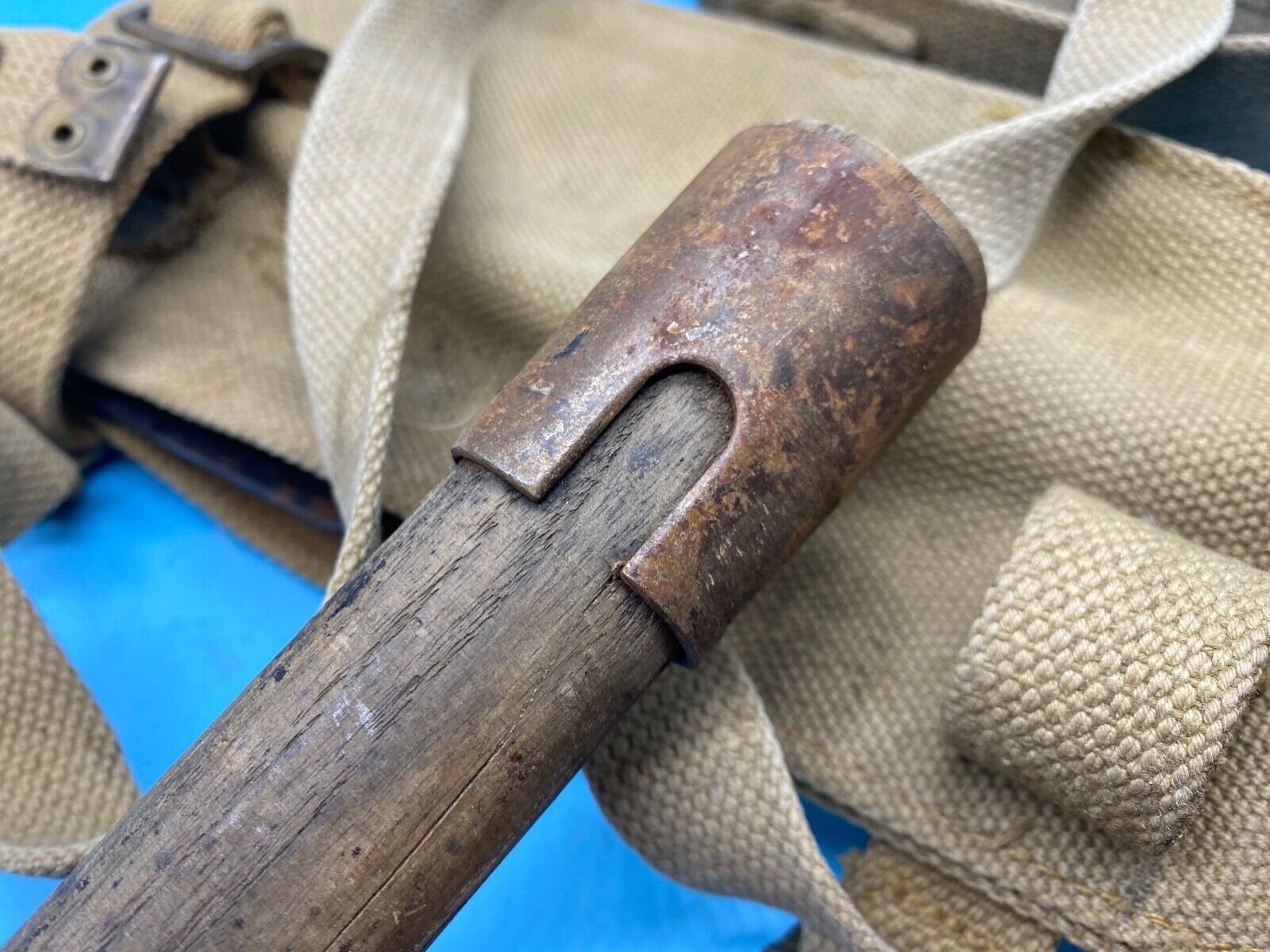 Original WW2 British Army Canvas Handle, Carrier & 1944 Dated Helve with Strap - The Militaria Shop