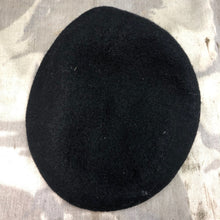 Lade das Bild in den Galerie-Viewer, Genuine British Army Forces Beret - RTR Royal Tank Regiment - Size 53 - The Militaria Shop