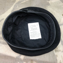 Lade das Bild in den Galerie-Viewer, Genuine British Army Forces Beret - RTR Royal Tank Regiment - Size 56 - The Militaria Shop