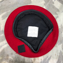 Charger l'image dans la galerie, Genuine British Army Royal Military Police Beret - Size 57 - The Militaria Shop