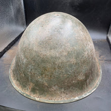 Charger l'image dans la galerie, Original WW2 British/Canadian Army Mk3 Turtle Combat Helmet - The Militaria Shop