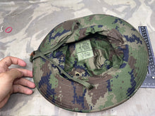 Load image into Gallery viewer, Genuine US Army Jungle Camouflage Boonie Sun Hat Hot Weather Type II - Size 8 - The Militaria Shop