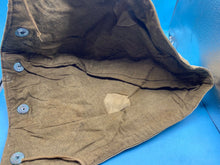 Lade das Bild in den Galerie-Viewer, Original WW2 British Army Tank 'Pixie' Suit Hood with Brass Poppers - The Militaria Shop