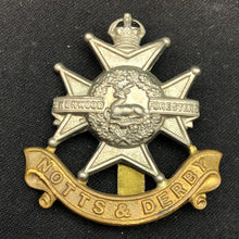 Load image into Gallery viewer, Original WW2 British Army Cap Badge - Sherwood Foresters - The Militaria Shop