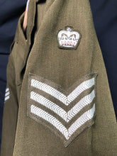 Charger l'image dans la galerie, Grade 1 Used British Army No.2 Dress Uniform Jacket - Size 170/108/92 - The Militaria Shop