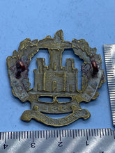 Load image into Gallery viewer, The Essex Regiment 3rd Volunteer Battalion Boer War Era Cap Badge - The Militaria Shop