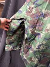 Load image into Gallery viewer, Genuine Royal Thai Marine Corps Navy Camouflaged Jacket - 44" Chest - The Militaria Shop