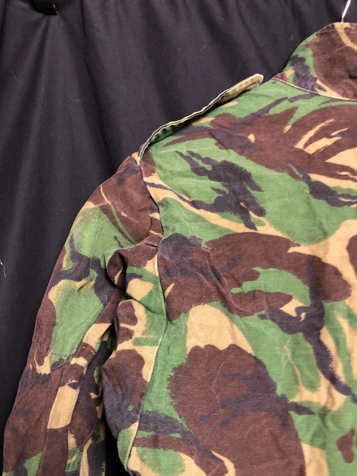 Gneuine British Army DPM Camouflaged Smock Jacket - Size 180/96 - The Militaria Shop