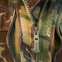 Load image into Gallery viewer, Genuine British Army Jungle DPM Camouflage Smock Combat Jacket - Size 190/104 - The Militaria Shop