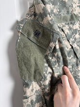 Load image into Gallery viewer, Surplus US Army ACU Combat Uniform Jacket-Medium Short - The Militaria Shop