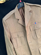 Charger l'image dans la galerie, Grade 1 British Army FAD No2 Dress Uniform Jacket - Size 176/96/76 - The Militaria Shop
