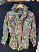 Lade das Bild in den Galerie-Viewer, Genuine British Army Combat DPM Field Jacket Windproof Smock - 160/88 - The Militaria Shop