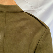 Charger l'image dans la galerie, Genuine British Army No.2 Dress Uniform Tunic Jacket - Size 182/104/88 - The Militaria Shop