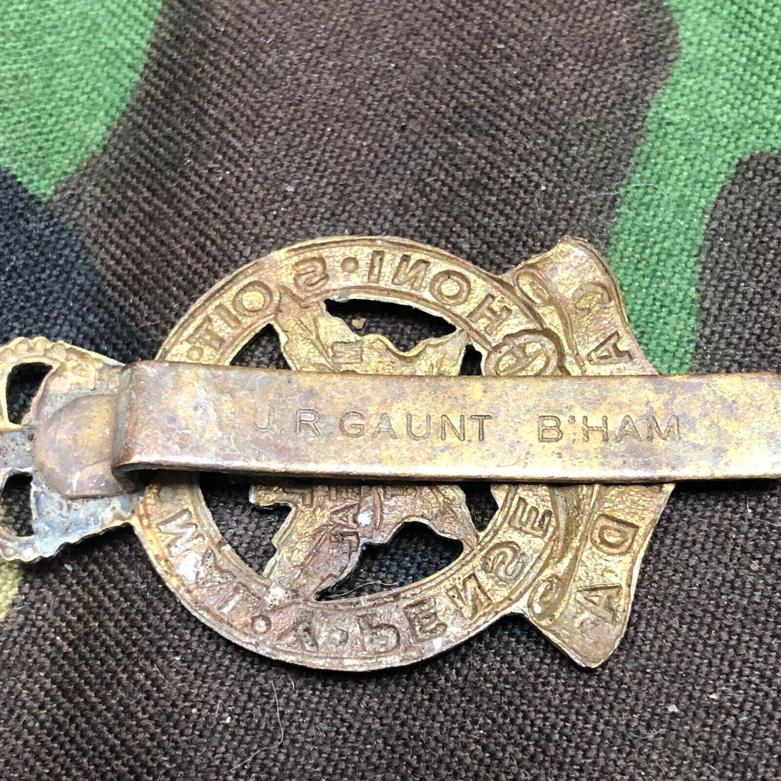 Original Canadian Army Royal Montreal Regiment Beret / Cap Badge - The Militaria Shop