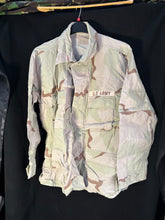 Load image into Gallery viewer, Gulf War US Army DCU Camouflaged Combat Field Coat/Jacket - Large/long - The Militaria Shop