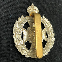 Load image into Gallery viewer, Genuine WW2 British Army Brass Cap Badge - Post Office Rifles - The Militaria Shop