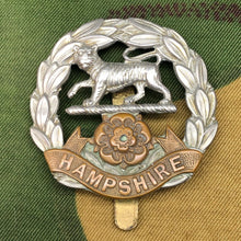 Load image into Gallery viewer, Original British Army WW2 Cap Badge - Hampshire Regiment - The Militaria Shop
