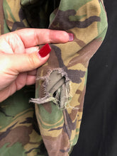 Load image into Gallery viewer, Original British Army 68 Pattern DPM Camouflaged Combat Smock Size 2 - 39" Chest - The Militaria Shop