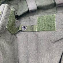 Charger l'image dans la galerie, Genuine British Army Surplus OD Green Gas Mask Bag Haversack - The Militaria Shop