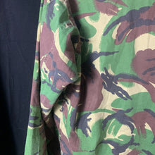 Load image into Gallery viewer, Genuine British Army DPM Camo Lightweight Combat Jacket - 170/104 - The Militaria Shop