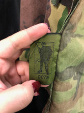 Charger l'image dans la galerie, Genuine British Army Camouflage DPM Jacket - Size 170/104 - The Militaria Shop