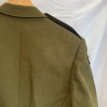 Charger l'image dans la galerie, Genuine British Army No.2 Dress Uniform Tunic Jacket - Size 176/96/80 - The Militaria Shop