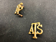 Load image into Gallery viewer, Original WW2 British Army Brass Shoulder Title Pair - ATS - The Militaria Shop