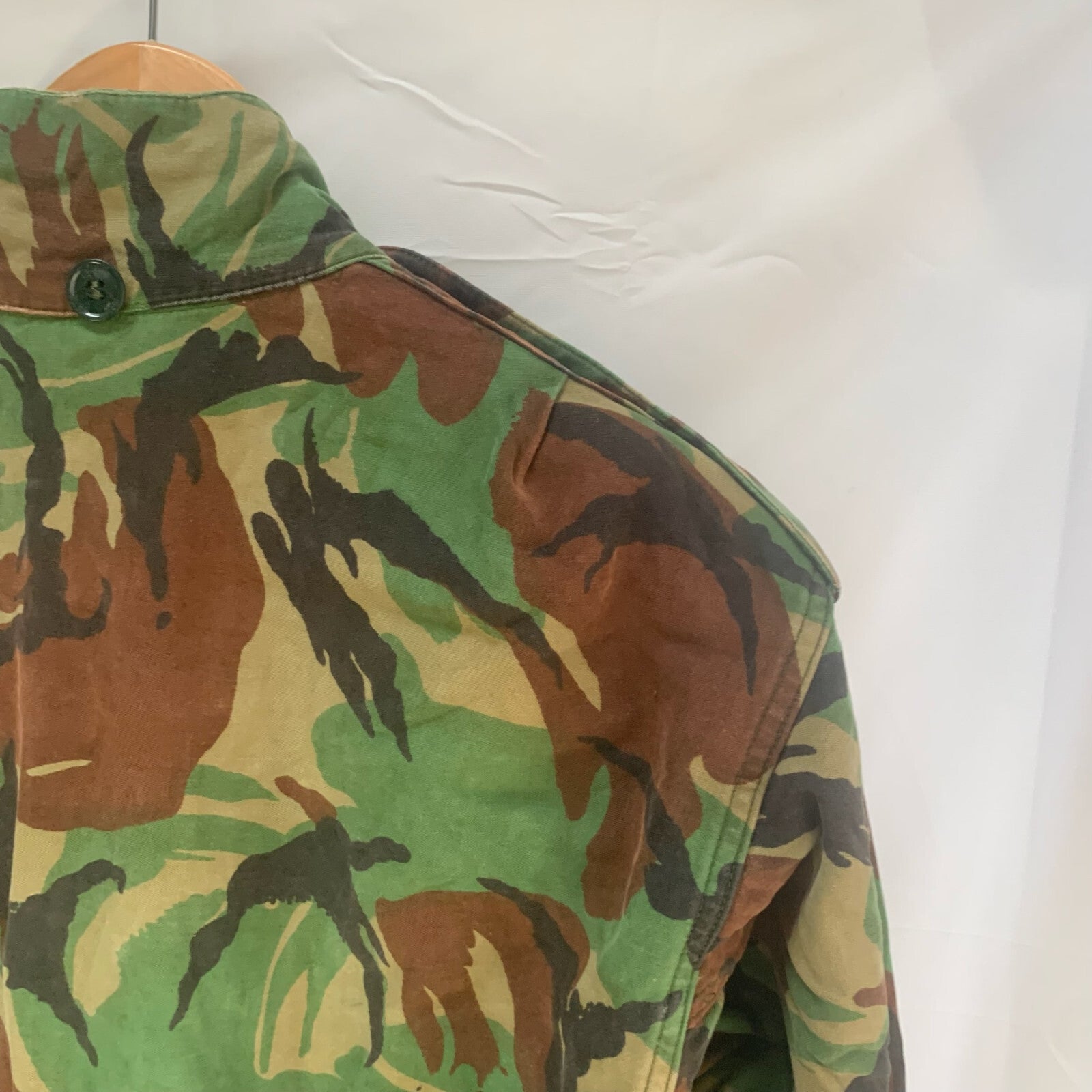 Original British Army 68 Pattern DPM Camouflaged Smock - Size 1 - 36" Chest - The Militaria Shop