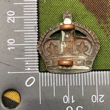 Lade das Bild in den Galerie-Viewer, Original WW1/WW2 British Army Rank Crown - The Militaria Shop