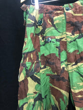 Load image into Gallery viewer, Genuine British Army Forces 68 Pattern DPM Trousers - Size 1 - Waist 28" - The Militaria Shop