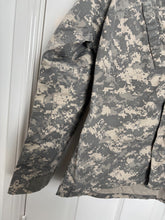 Load image into Gallery viewer, Surplus US Army ACU Combat Uniform Jacket -Size Medium-Regular - The Militaria Shop