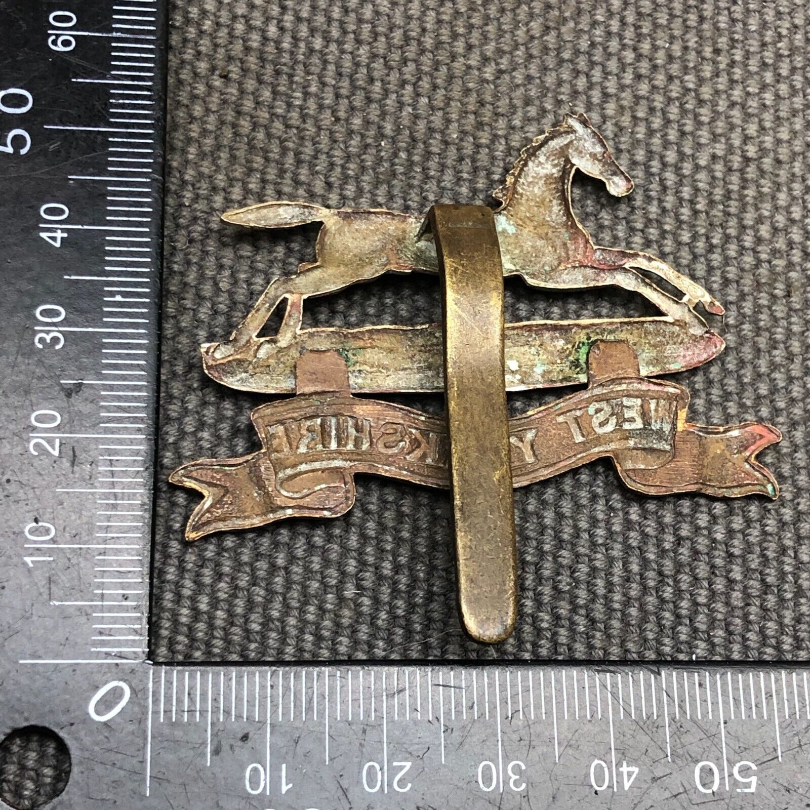Original WW2 British Army Cap Badge - West Yorkshire Regiment - The Militaria Shop