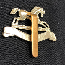Lade das Bild in den Galerie-Viewer, Genuine British Army The Queen's Own Hussars Cap Badge - The Militaria Shop