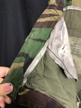 Load image into Gallery viewer, Genuine British Army DPM Camouflaged Combat Trousers - Size 70/80/96 - The Militaria Shop