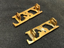 Load image into Gallery viewer, Original WW1 British Army Brass Shoulder Titles - York & Lancaster Regiment - The Militaria Shop