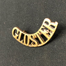 Load image into Gallery viewer, Original WW1 British Army Brass Shoulder Title - Gloster Regiment - The Militaria Shop