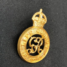 Load image into Gallery viewer, Original British Army 1st & 2nd Life Guards Cap Badge - The Militaria Shop