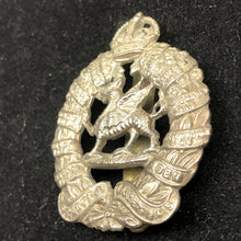 Lade das Bild in den Galerie-Viewer, Original WW2 British Army Cap Badge - 1st Monmouthshire Regiment - The Militaria Shop