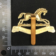 Lade das Bild in den Galerie-Viewer, Genuine British Army The Queen's Own Hussars Cap Badge - The Militaria Shop