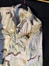 Charger l'image dans la galerie, Gulf War US Army DCU Camouflaged Combat Field Jacket Airborne - Medium/Regular - The Militaria Shop