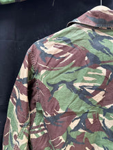 Lade das Bild in den Galerie-Viewer, Genuine British Army DPM Camouflaged Combat Field Jacket - Size 170/96 - The Militaria Shop