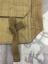 Charger l'image dans la galerie, Original WW2 Dated British Army 37 Pattern Large Pack - Great Condition - The Militaria Shop