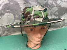 Load image into Gallery viewer, Genuine US Army Jungle Camouflage Boonie Sun Hat Hot Weather Type II -Size 8 1/2 - The Militaria Shop