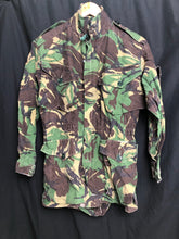 Charger l'image dans la galerie, Genuine Army Surplus British DPM Camouflaged Combat Smock Jacket - Size 180/88 - The Militaria Shop